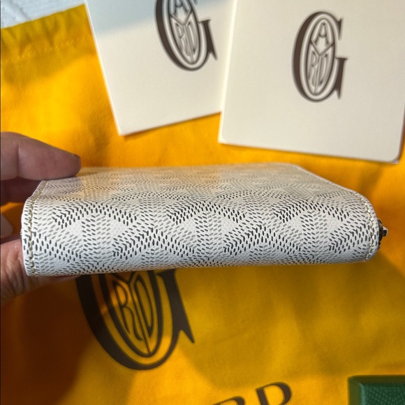 Goyard Duchesse Marie Caroline Shoulder Bag and Wallet. New Condition. - Picture 5 of 17